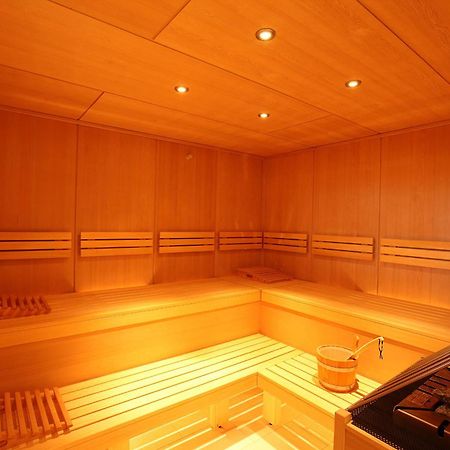 Berghotel Rasis Galtür エクステリア 写真