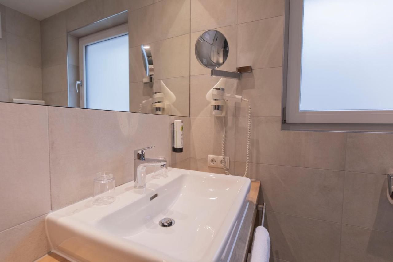 Berghotel Rasis Galtür エクステリア 写真