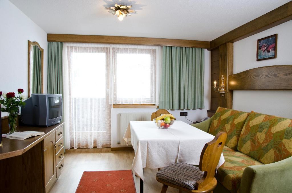 Berghotel Rasis Galtür 部屋 写真