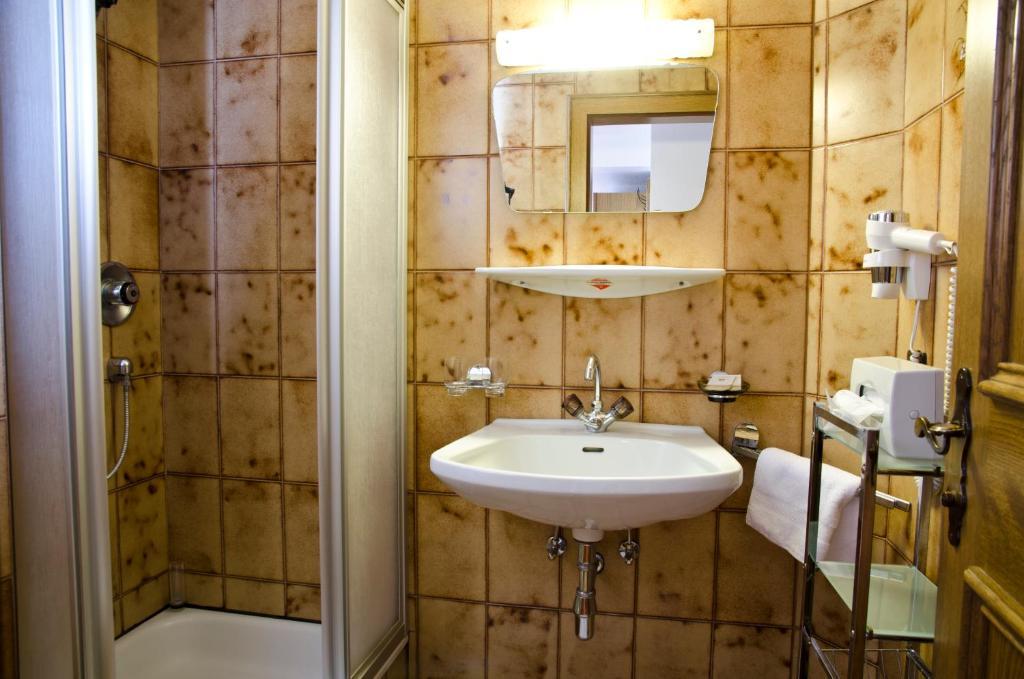 Berghotel Rasis Galtür 部屋 写真